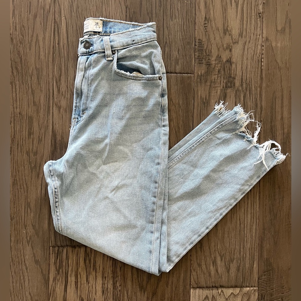 Abercrombie & Fitch Ankle Straight Ultra High Rise Jeans Sz 28/6R Curve Love